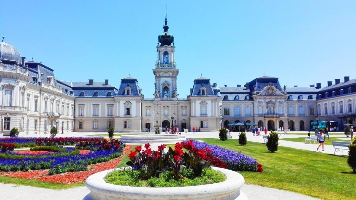 Luxury Apartments Keszthely Exteriör bild
